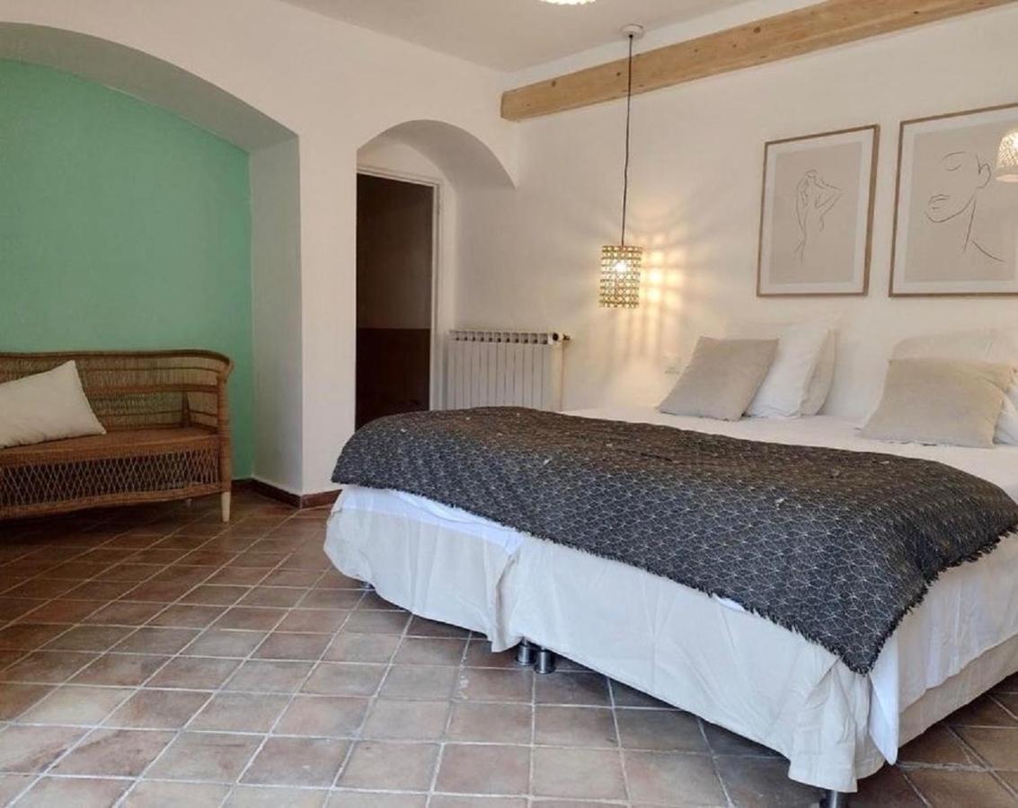 La Maison Des Autres, Piscine Chauffee, Chambres D'Hotes Proches Uzes, Nimes, Pont Du Gard Saint-Genies-de-Malgoires エクステリア 写真