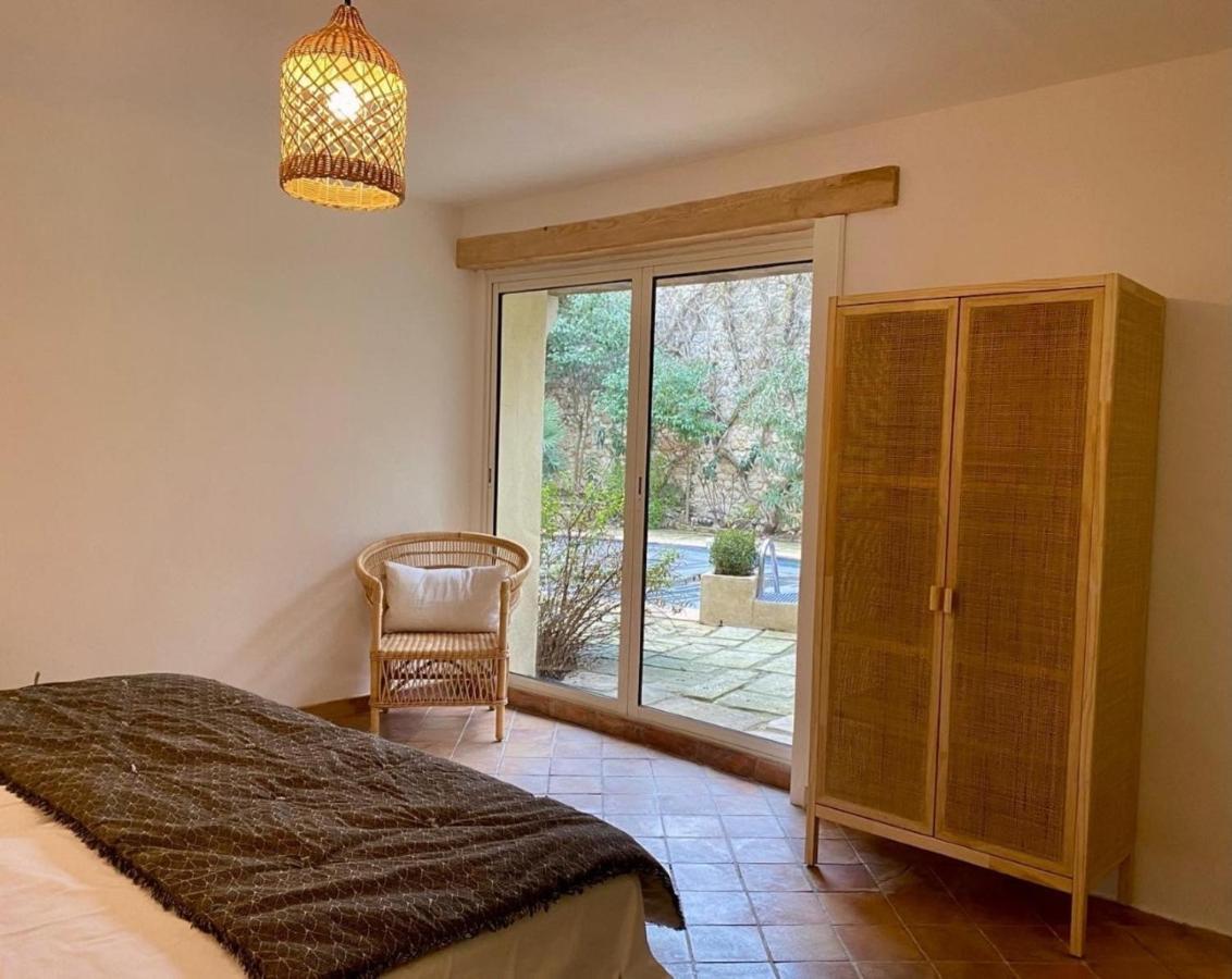 La Maison Des Autres, Piscine Chauffee, Chambres D'Hotes Proches Uzes, Nimes, Pont Du Gard Saint-Genies-de-Malgoires エクステリア 写真