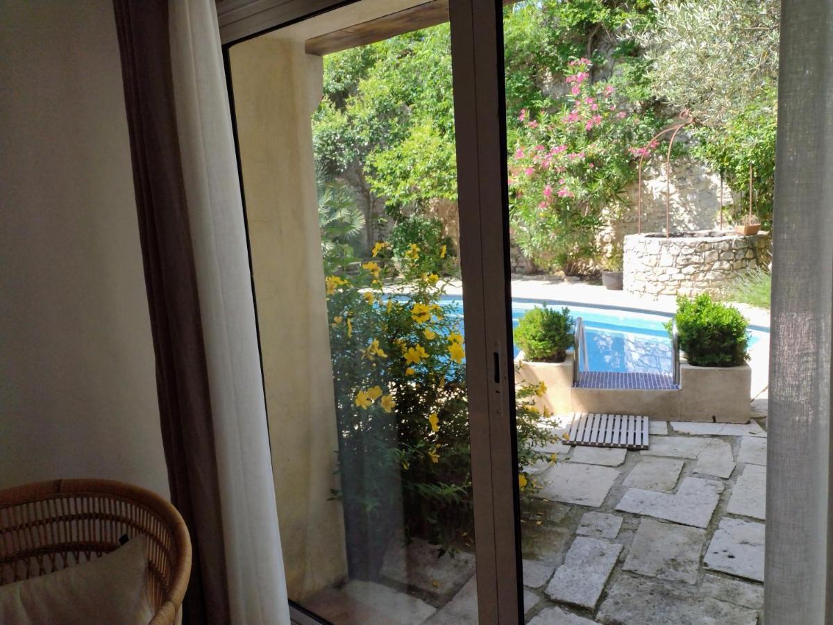 La Maison Des Autres, Piscine Chauffee, Chambres D'Hotes Proches Uzes, Nimes, Pont Du Gard Saint-Genies-de-Malgoires エクステリア 写真